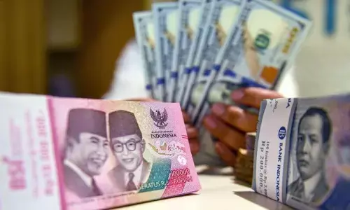 Rupiah melemah didominasi sentimen global