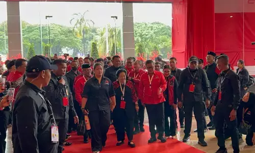 Didampingi sang cucu, Megawati hadiri puncak Rakernas I 2026 Didampingi sang cucu, Megawati hadiri puncak Rakernas I 2026