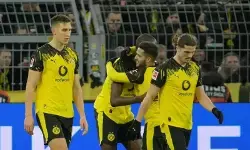 Borussia Dortmund menang meyakinkan 3-0 atas Werder Bremen Borussia Dortmund menang meyakinkan 3-0 atas Werder Bremen