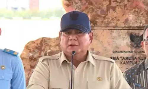 Presiden targetkan satu sekolah unggulan di tiap provinsi Presiden targetkan satu sekolah unggulan di tiap provinsi