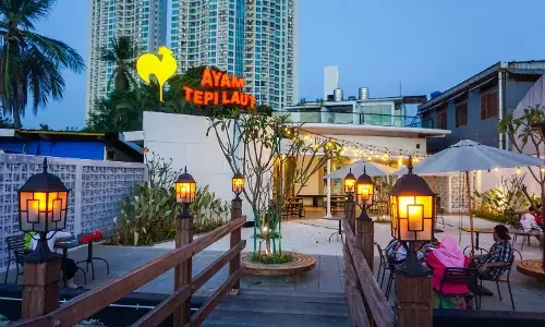 Ancol telah donasikan 10 persen penjualan tiket untuk korban bencana di Sumatera