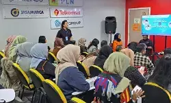 53 UMKM binaan Jakbar ikut pelatihan untuk menembus pasar ritel modern 53 UMKM binaan Jakbar ikut pelatihan untuk menembus pasar ritel modern