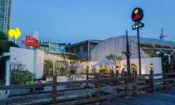 Ancol hadirkan promo tiket masuk dengan gratis voucher makan di resto