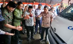 Lima bus DAMRI siap layani warga dan turis di Karimunjawa