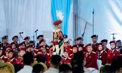 Danton Baris Variasi Sekolah Rakyat, Albi Fakhri terima beasiswa dari Presiden Danton Baris Variasi Sekolah Rakyat, Albi Fakhri terima beasiswa dari Presiden