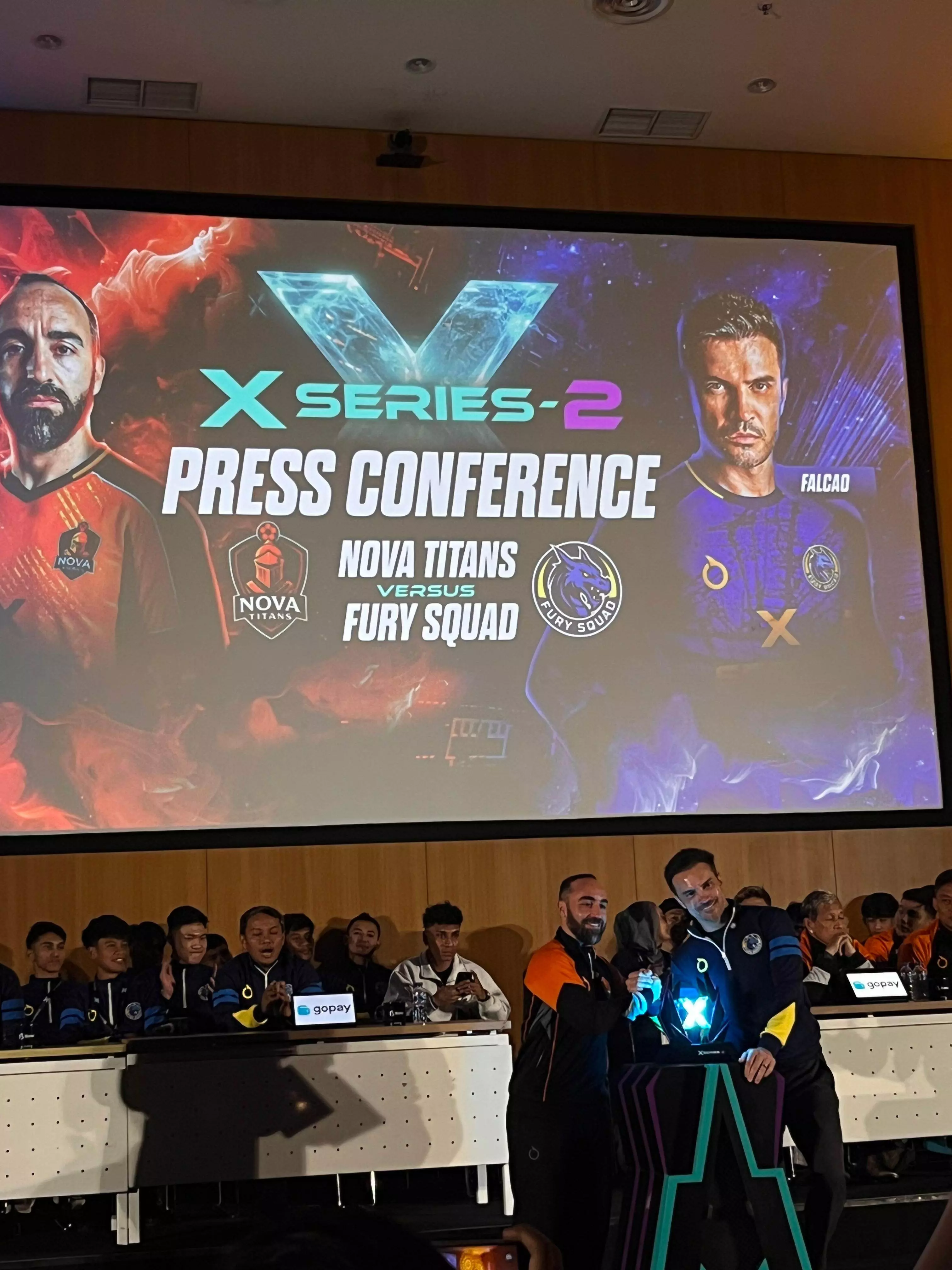 Dua bintang Futsal Dunia Ricardinho dan Falcao siap tampil di XSeries-2 Indonesia Dua bintang Futsal Dunia Ricardinho dan Falcao siap tampil di XSeries-2 Indonesia
