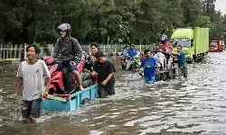 39 RT dan 28 ruas jalan Jakarta masih terendam banjir