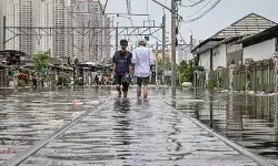 Pemkot Jakut optimalkan mesin pompa untuk sedot banjir
