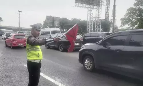 Imbas banjir, polisi lakukan pengalihan jalur di Tol Sedyatmo