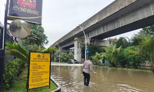 Ruas jalan di tiga kelurahan Kelapa Gading terendam banjir