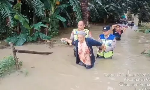 Luapan Sungai Comal rendam permukiman warga dua desa di Pemalang