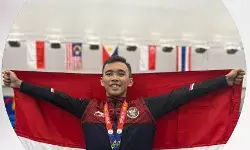 Acil Briel dapat paket bersama istri bermain di Liga Hockey Spanyol