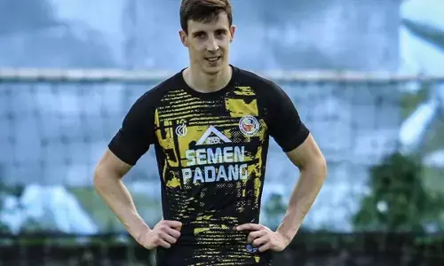 Semen Padang daratkan penyerang Guillermo Fernandez