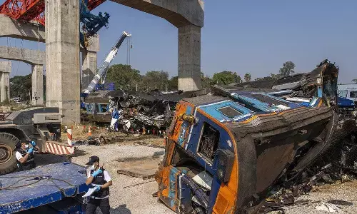 Kecelakaan kereta cepat di Spanyol tewaskan 20 orang lebih