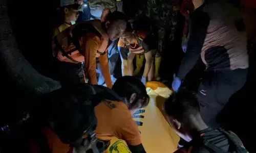 Dua wisatawan terseret arus Pantai Sunset Sukabumi, satu ditemukan meninggal dunia