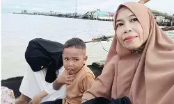 Seberangi laut, Latifah Sudarmy beri penyuluhan bagi warga pesisir lewat program Suluh Laut