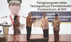 Posbankum sukses terbentuk 100% di DIY, Sri Sultan HB X raih piagam penghargaan