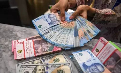 Rupiah pada Selasa pagi melemah jadi Rp16.985 per dolar AS