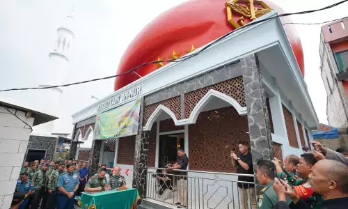 Panglima TNI resmikan Masjid Kubah Baret Merah di Bandung Barat
