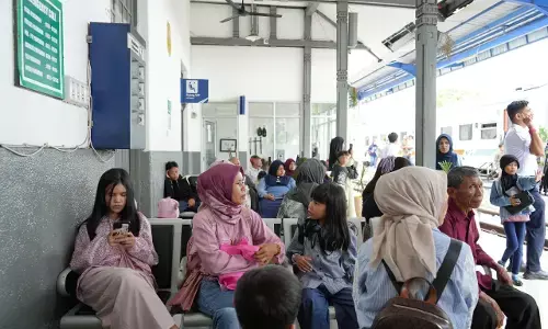 Antusiasme tinggi, penjualan tiket KA masa libur Isra Mi’raj capai 100 persen lebih