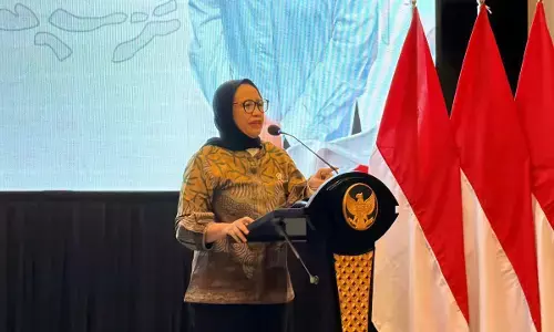Naniek S. Deyang luruskan isu MBG, dana guru honorer tak dipotong