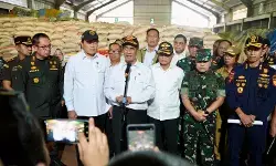 Mentan-Barantin tindak 1.000 ton beras ilegal tanpa dokumen karantina Mentan-Barantin tindak 1.000 ton beras ilegal tanpa dokumen karantina