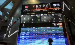 IHSG ditutup melemah seiring profit taking tertekan domestik-global