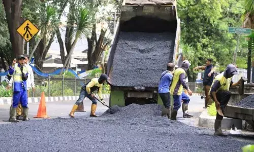 DPRD Kota Tangerang: Perbaikan jalan harus diimbangi penataan drainase