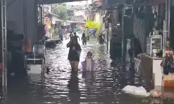 Banjir rendam permukiman warga di Kebon Jeruk