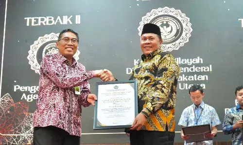 Kanwil Kemenag Sumut raih penghargaan pengelolaan BMN Produktif 2025 Kanwil Kemenag Sumut raih penghargaan pengelolaan BMN Produktif 2025