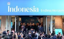Prabowo sambangi Paviliun Indonesia di World Economic Forum Davos