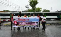 Tingkatkan keselamatan, KAI Divre II Sumbar gelar sosialisasi di perlintasan sebidang Tingkatkan keselamatan, KAI Divre II Sumbar gelar sosialisasi di perlintasan sebidang