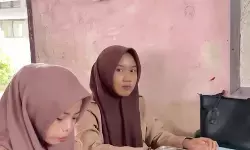 SPPG di Padang sajikan rendang istimewa, santan kelapa petikan beruk terlatih