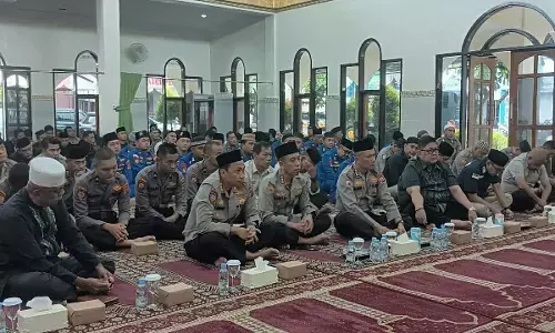 Peringatan Isra Miraj 1447 H di Polda Sulut: Memperteguh iman dan kepedulian sosial personel Polri Peringatan Isra Miraj 1447 H di Polda Sulut: Memperteguh iman dan kepedulian sosial personel Polri