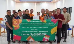 Warga Puri Permata Tangerang salurkan Rp35 Juta melalui Elshinta Peduli Warga Puri Permata Tangerang salurkan Rp35 Juta melalui Elshinta Peduli