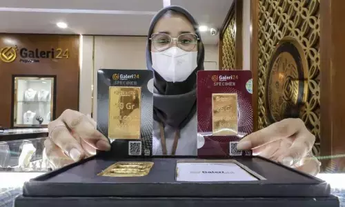 Sabtu ini emas di Pegadaian meroket, UBS sentuh Rp2,956 juta/gr