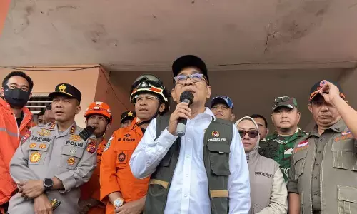 Menko PMK: Pemerintah kawal penanganan longsor Cisarua Bandung Menko PMK: Pemerintah kawal penanganan longsor Cisarua Bandung