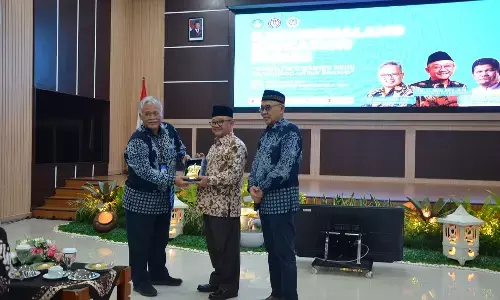 Mendikdasmen tegaskan guru wajib kuasai AI Mendikdasmen tegaskan guru wajib kuasai AI