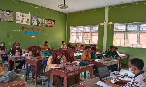 KBM MAN 1 Tapteng berjalan normal, pemulihan dampak banjir terus dilakukan