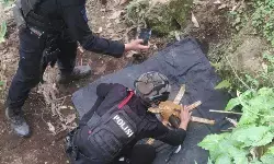 Tim Jibom evakuasi mortir yang ditemukan warga di Garut