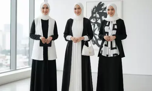 Inspirasi OOTD lebaran serba hitam-putih