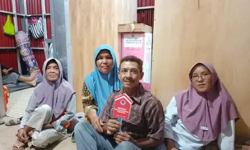 17 rumah hunian sementara BNPB diterima korban longsor di Cilacap 17 rumah hunian sementara BNPB diterima korban longsor di Cilacap