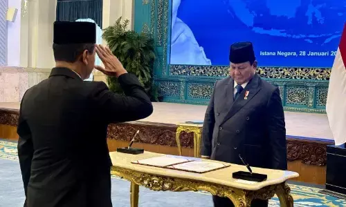 Prabowo beri arahan Dewan Energi Nasional: Kurangi impor BBM