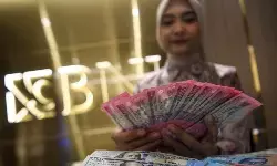 Rupiah melemah karena ekspektasi suku bunga AS bertahan lebih lama