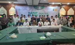 Dipimpin Rais Aam, Pleno PBNU Ampuni Gus Yahya