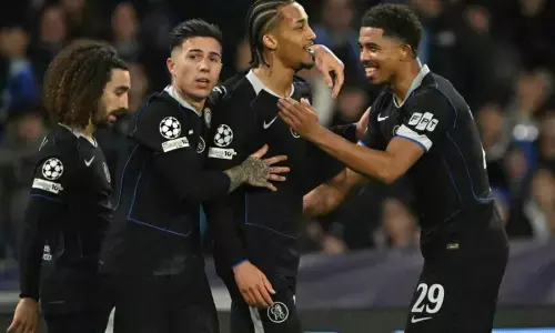 Chelsea lolos langsung ke 16 besar setelah menang 3-2 atas Napoli