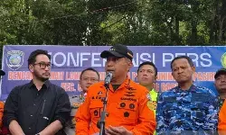 Tim SAR lanjutkan pencarian 20 korban hilang akibat longsor di Cisarua Tim SAR lanjutkan pencarian 20 korban hilang akibat longsor di Cisarua