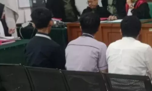 JPU tuntut tiga tahun penjara terdakwa kasus rokok ilegal di Palembang