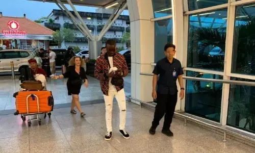 Imigrasi Denpasar deportasi WNA Nigeria yang jadi tukang cukur