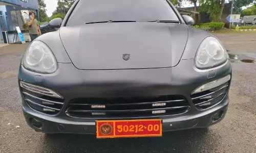 Kemhan: Mobil Porsche Cayenne tidak terdaftar sebagai kendaraan dinas